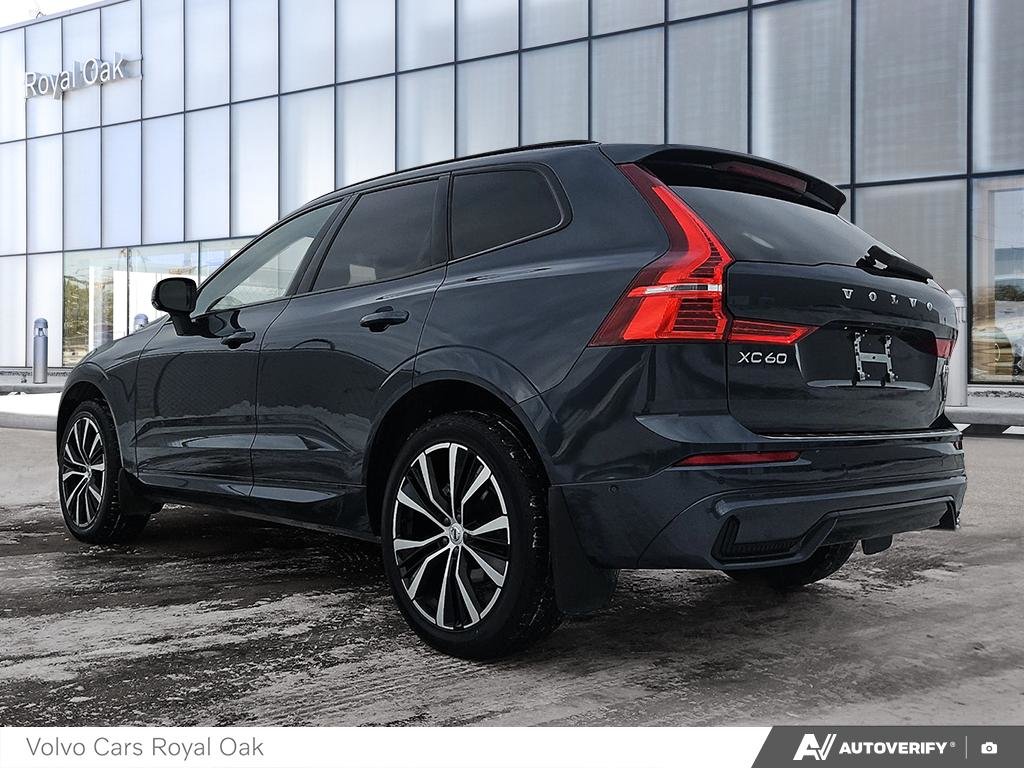 2025 Volvo XC60 Plus Dark Theme-3