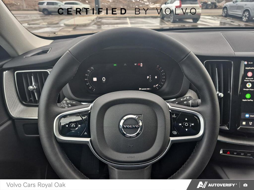 2025 Volvo XC60 Plus Dark Theme-13