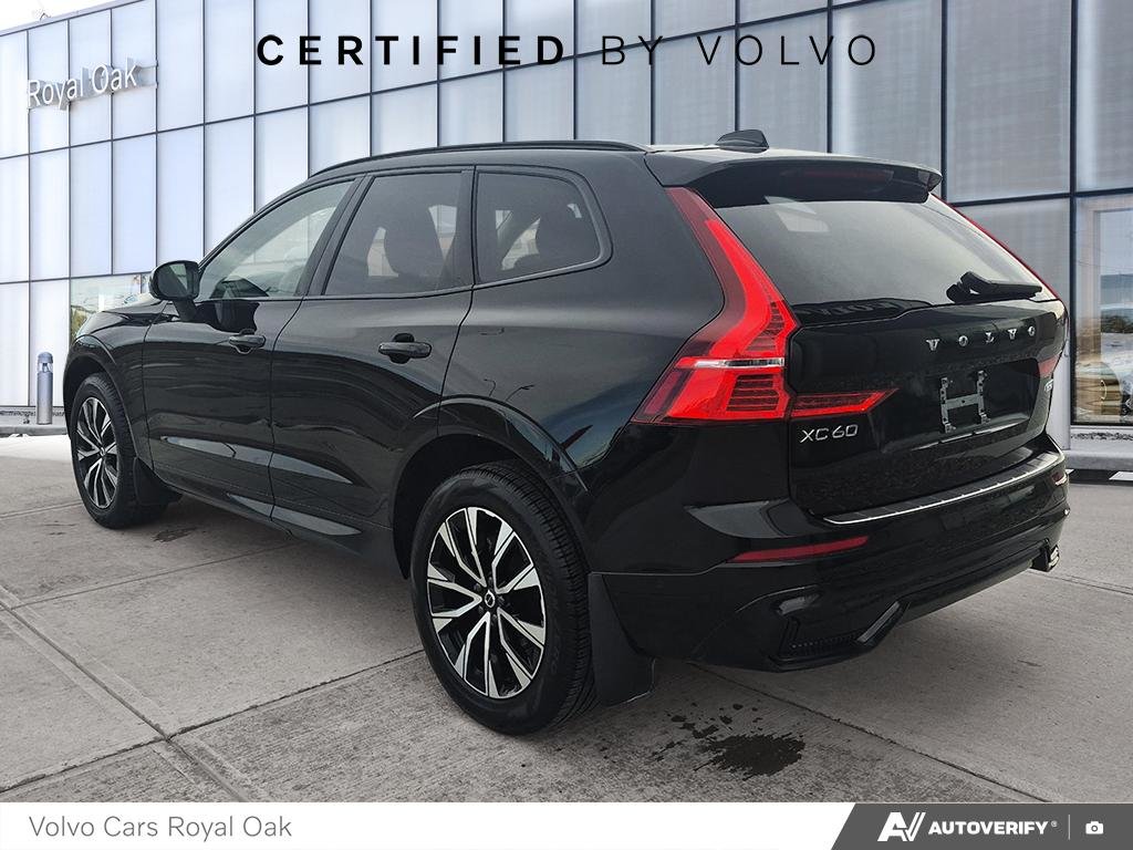 2025 Volvo XC60 Plus Dark Theme-3