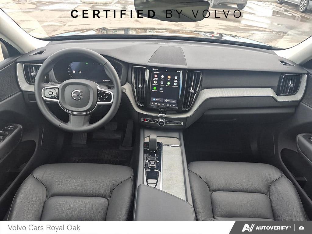 2025 Volvo XC60 Plus Dark Theme-23