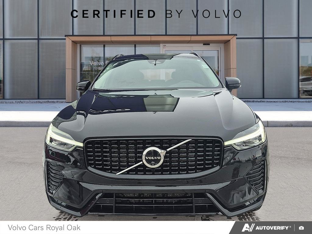 2025 Volvo XC60 Plus Dark Theme-1