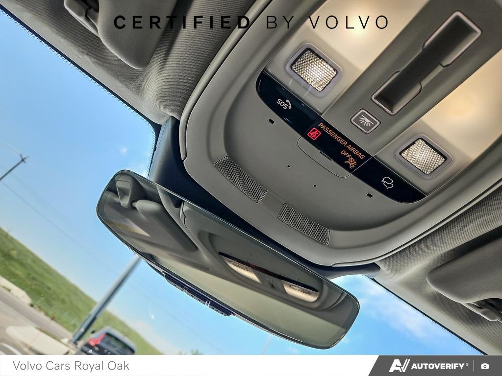 2025 Volvo XC60 Ultra Dark Theme-20