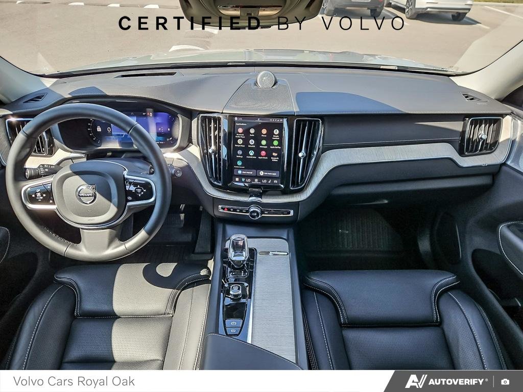 2025 Volvo XC60 Ultra Dark Theme-23