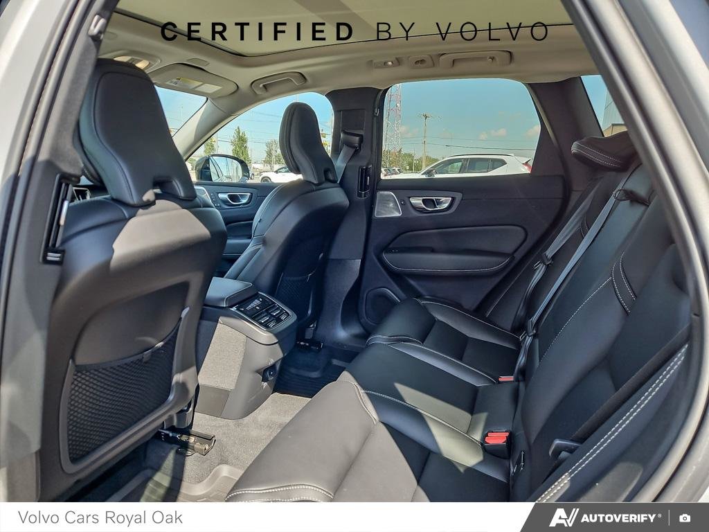 2025 Volvo XC60 Ultra Dark Theme-22