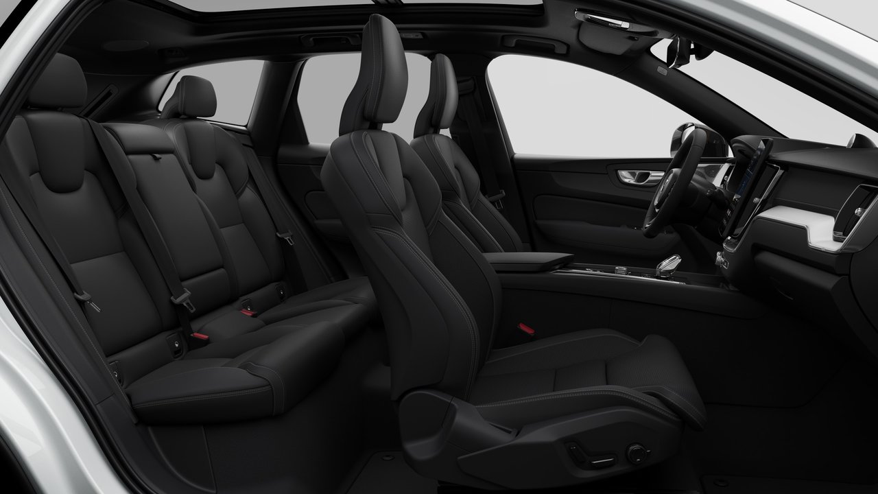 2026 Volvo XC60 Ultra Black Edition-12
