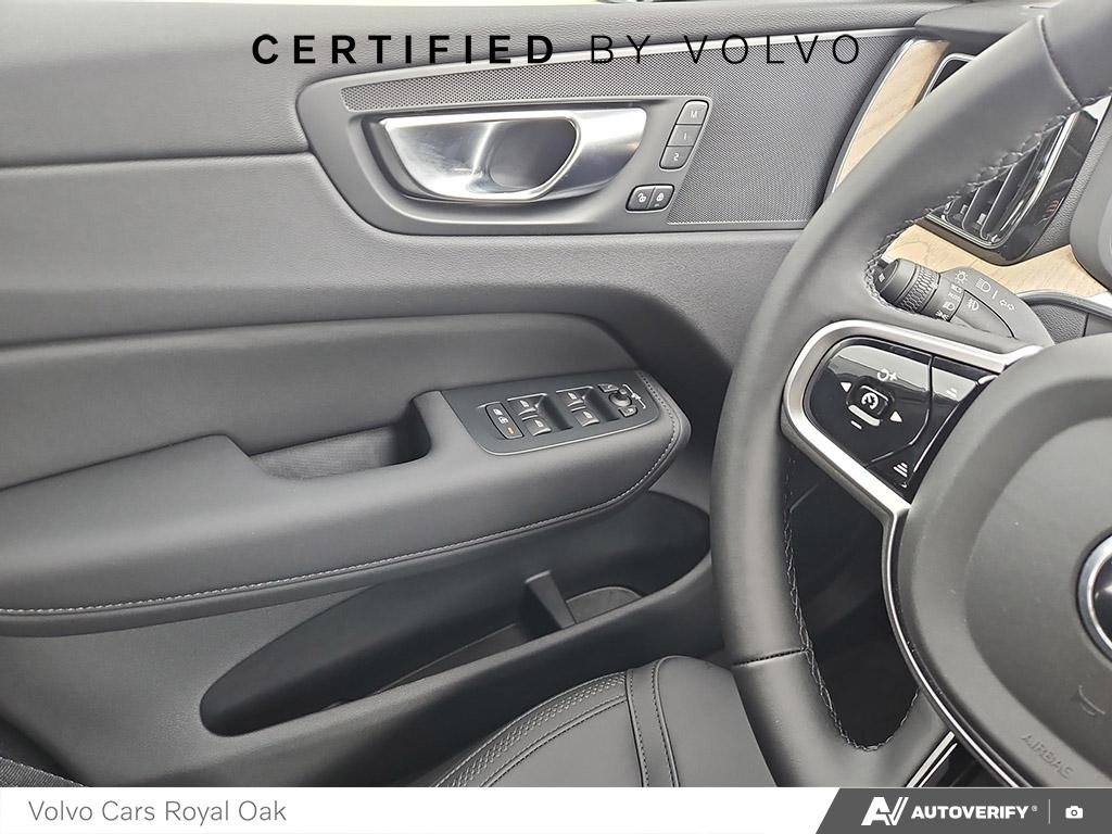 2026 Volvo XC60 Plus Dark Theme-16