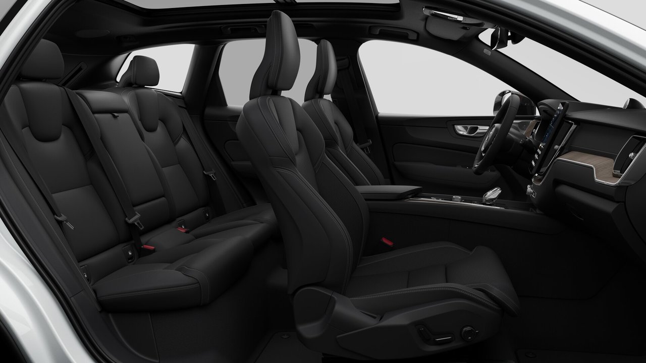 2027 Volvo XC60 Ultra (Dark Theme)-12