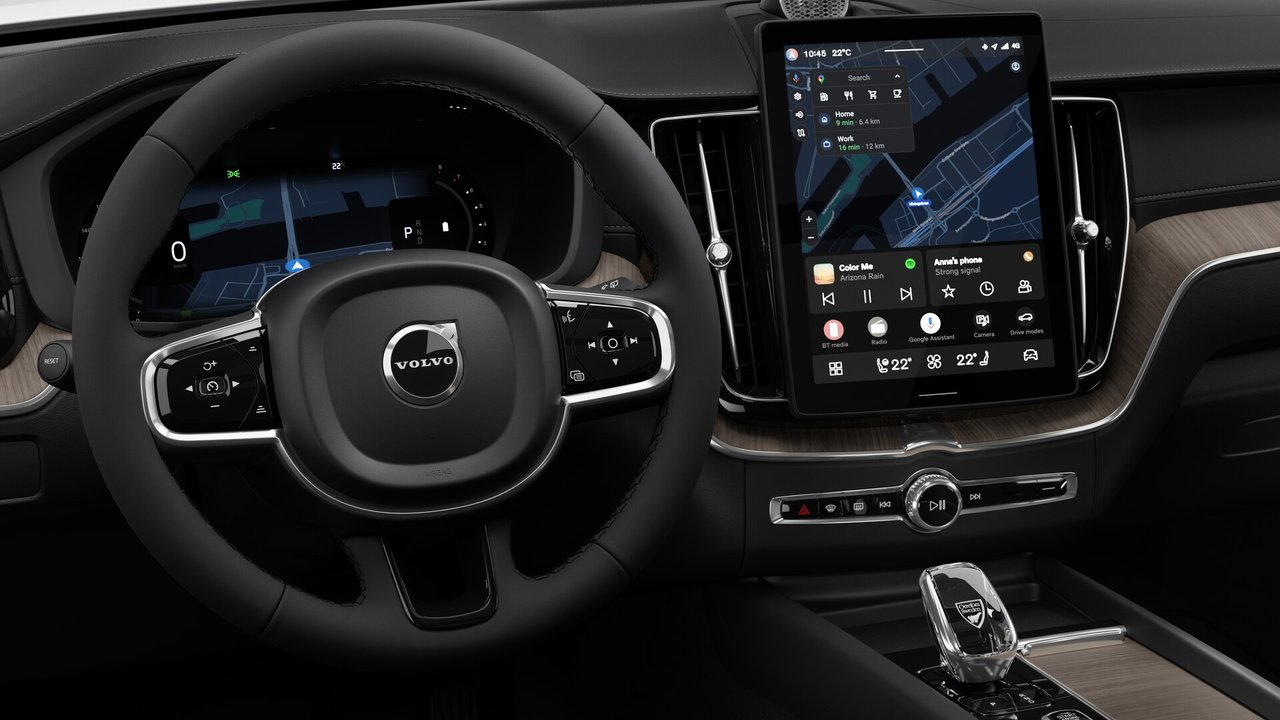 2027 Volvo XC60 Ultra (Dark Theme)-13