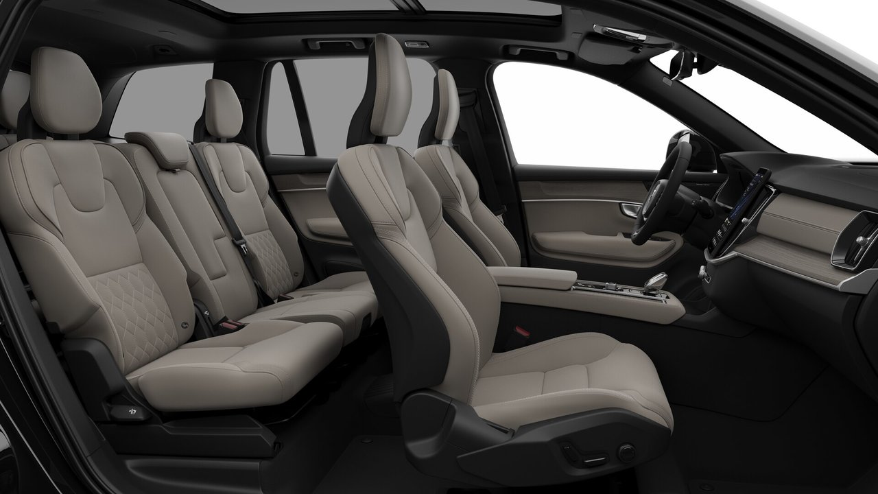 2026 Volvo XC90 Plug-In Hybrid Plus Dark Theme-12