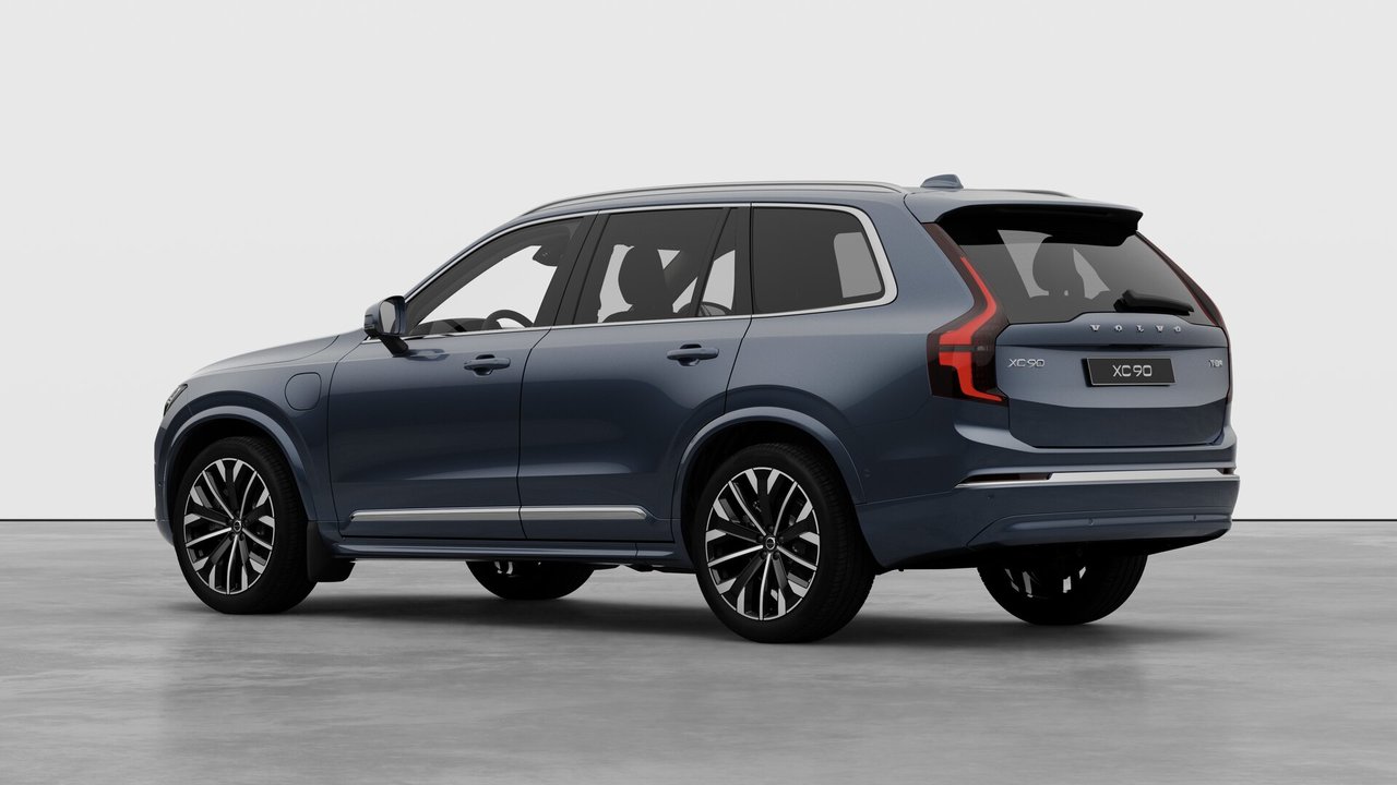 2027 Volvo XC90 Plug-In Hybrid Ultra Bright Theme-1
