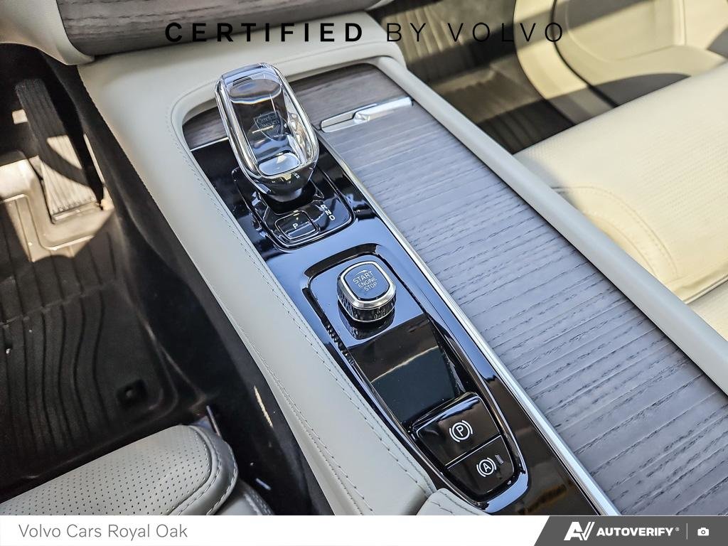 2024 Volvo XC90 Recharge Ultimate Bright Theme-17