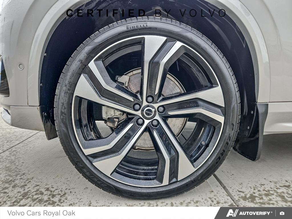 2023 Volvo XC90 Ultimate Dark Theme-5