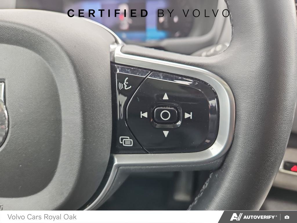 2023 Volvo XC90 Ultimate Dark Theme-15