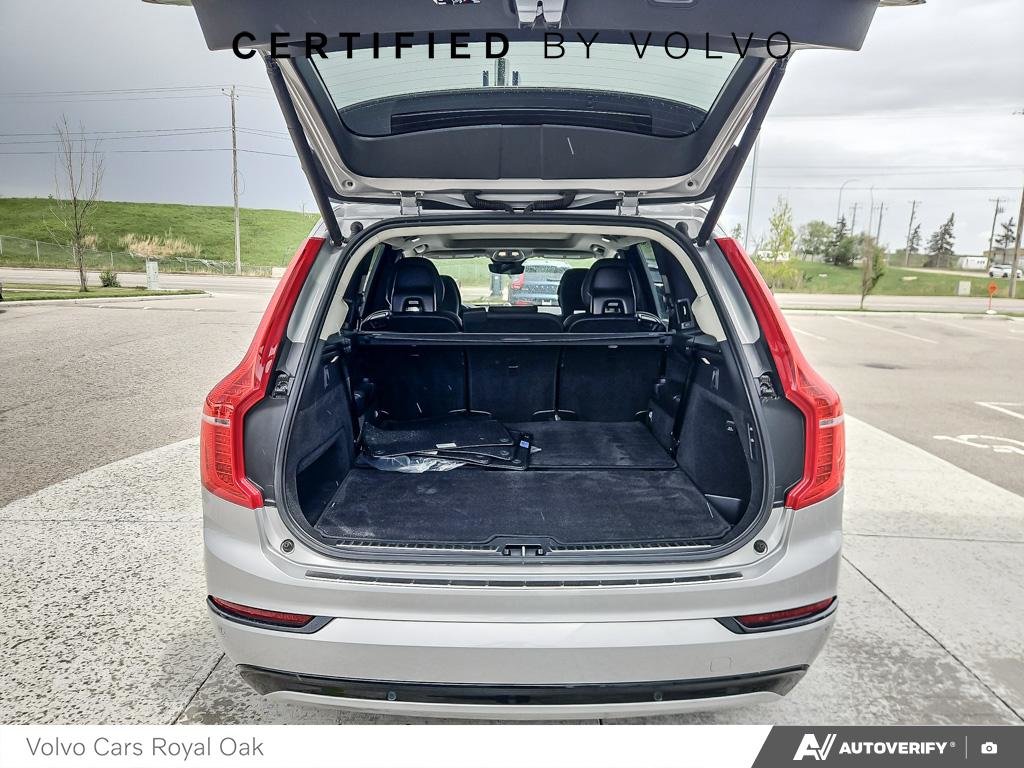 2023 Volvo XC90 Ultimate Dark Theme-11