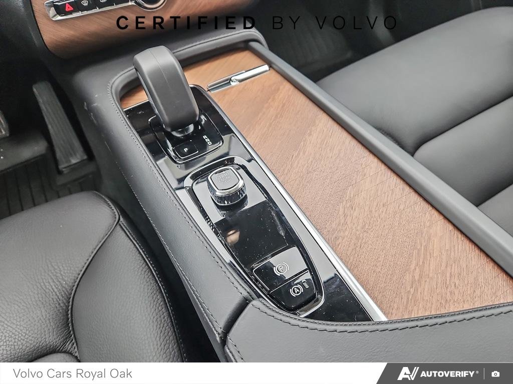 2024 Volvo XC90 Plus Bright Theme-17