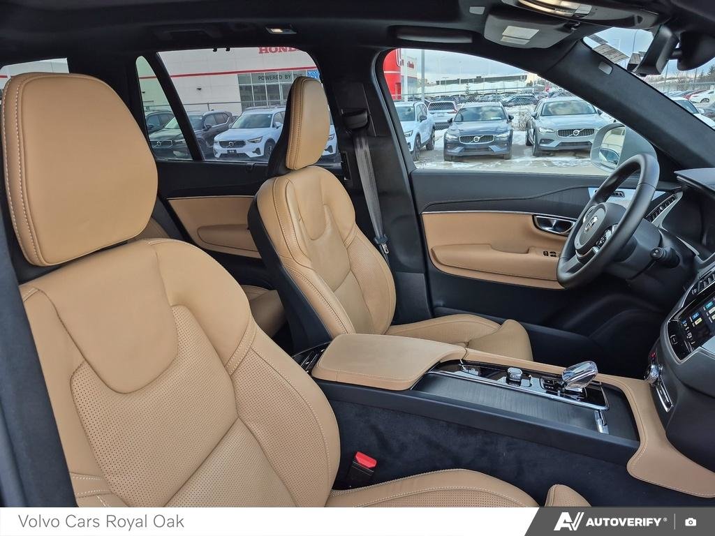 2025 Volvo XC90 Ultra Bright Theme-21