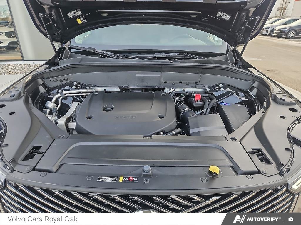 2025 Volvo XC90 Plus Bright Theme-9