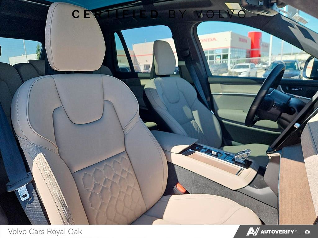 2025 Volvo XC90 Plus Bright Theme-21