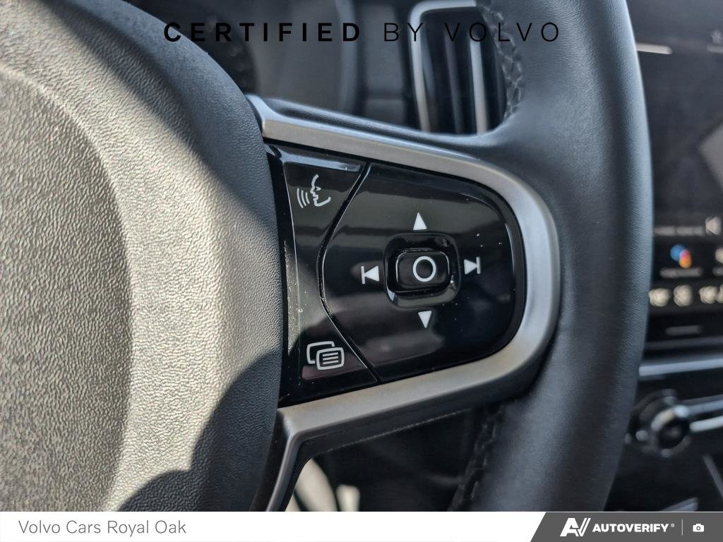2026 Volvo XC90 Ultra Dark Theme-15