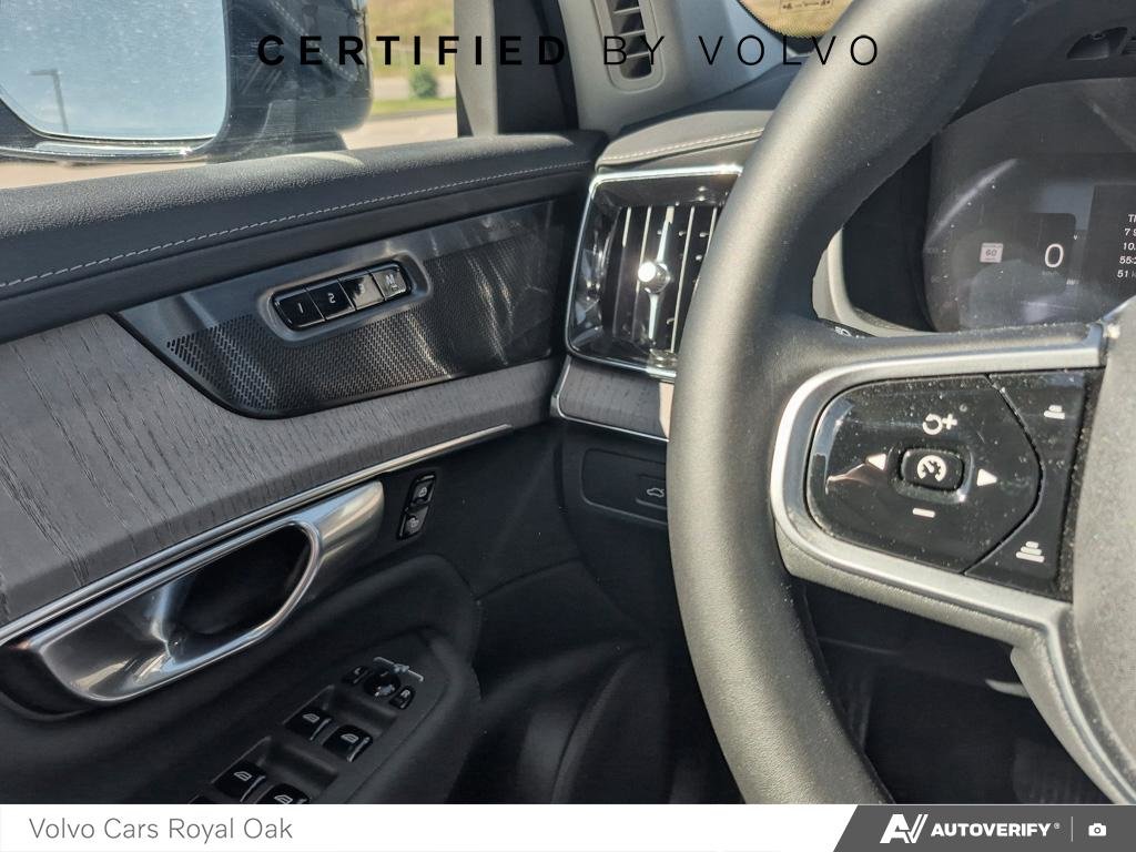 2026 Volvo XC90 Ultra Dark Theme-16