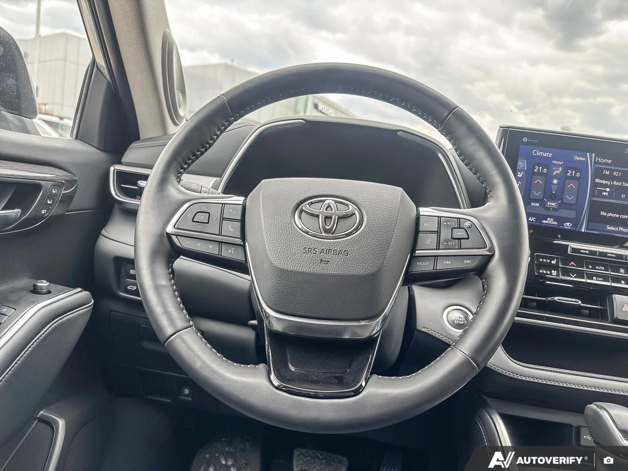 2021 Toyota Highlander Limited-13