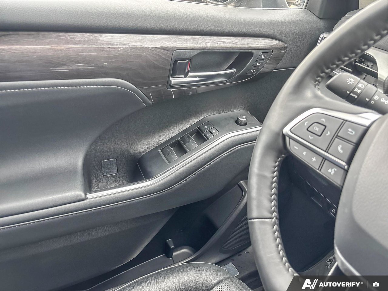 2021 Toyota Highlander Limited-16