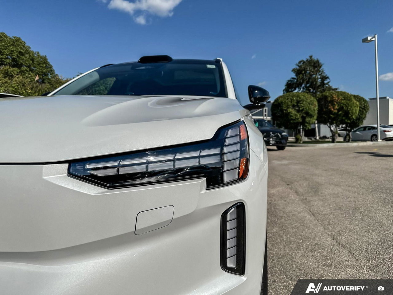 2025 Volvo EX90 Ultra-10