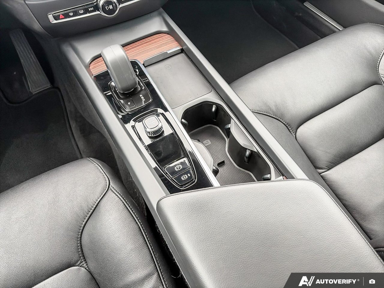 2022 Volvo S60-17