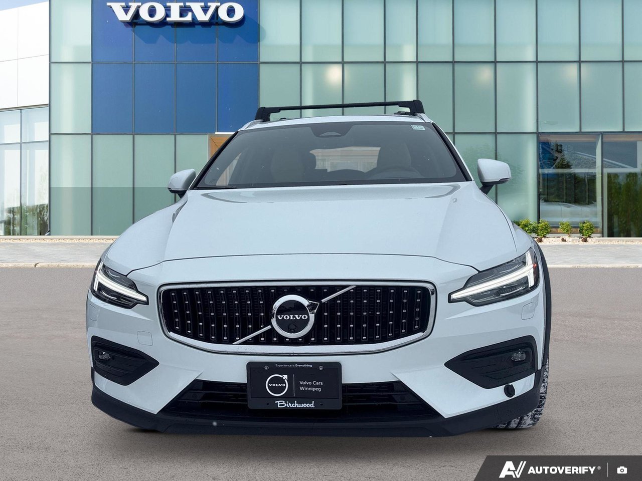 2026 Volvo V60 Cross Country Ultra-5