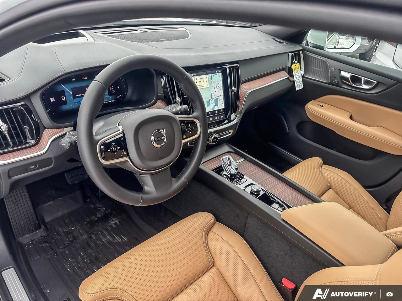 2026 Volvo V60 Cross Country Ultra-13