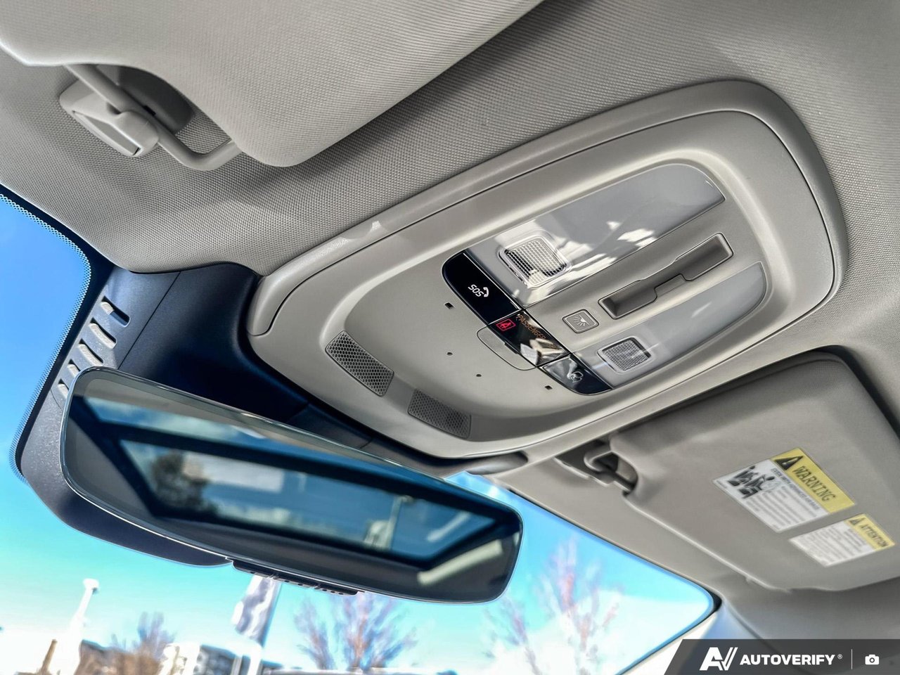 2026 Volvo V90 Cross Country Ultra-21