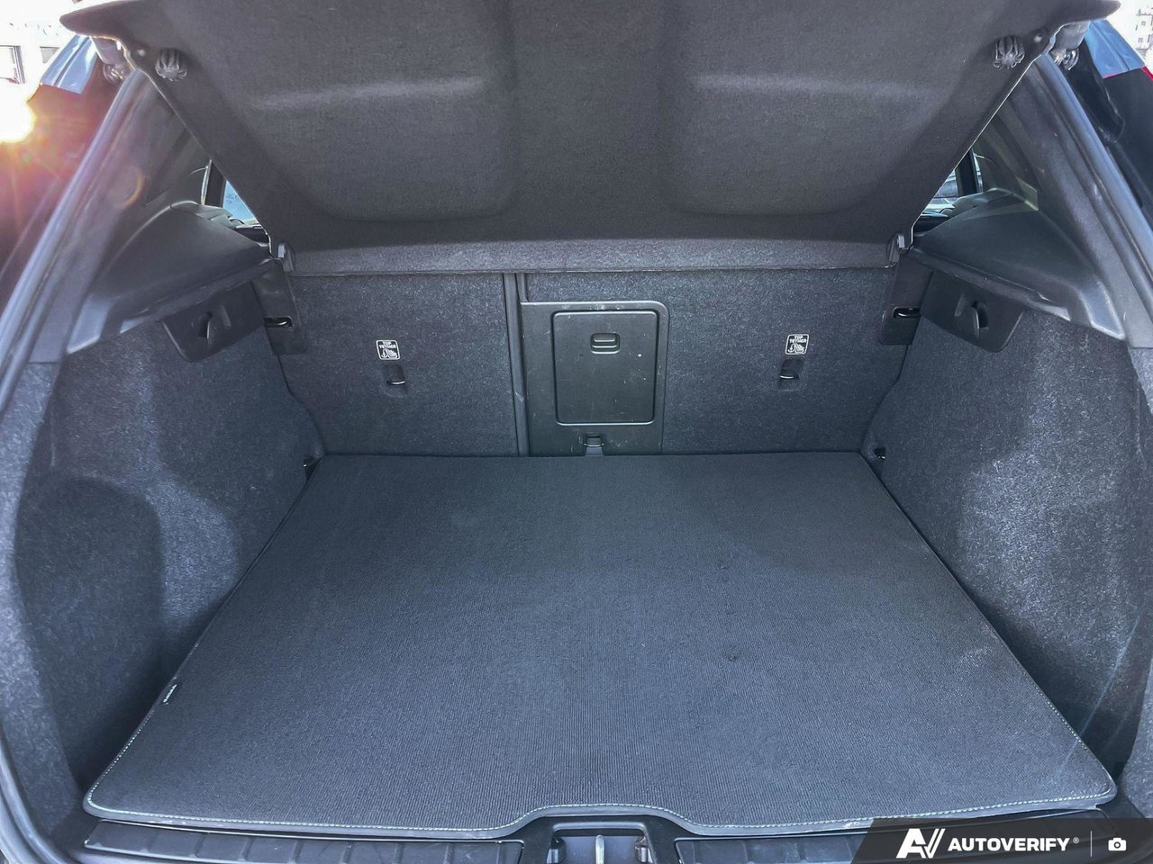 2020 Volvo XC40 Momentum-7