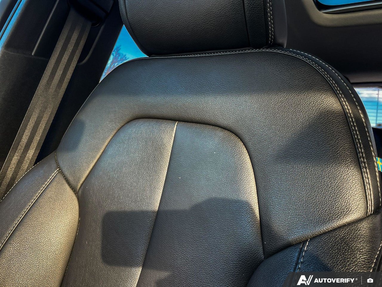 2020 Volvo XC40 Momentum-19