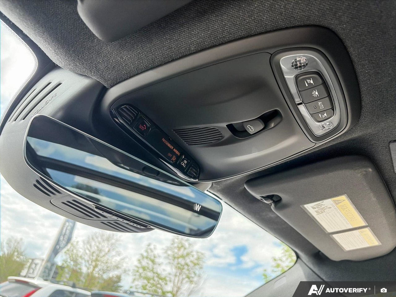 2021 Volvo XC40 Momentum-20