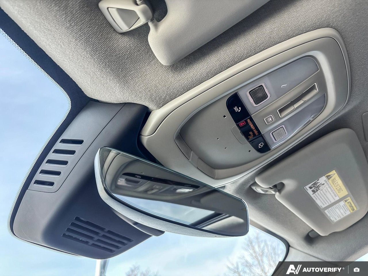 2025 Volvo XC40 Core Bright Theme-20