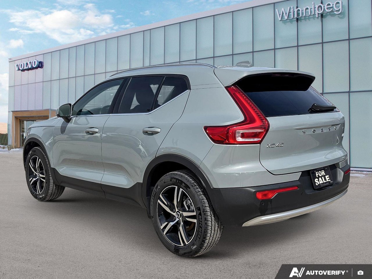2025 Volvo XC40 Core Bright Theme-2