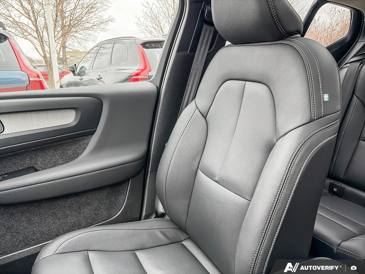2025 Volvo XC40 Core Bright Theme-20