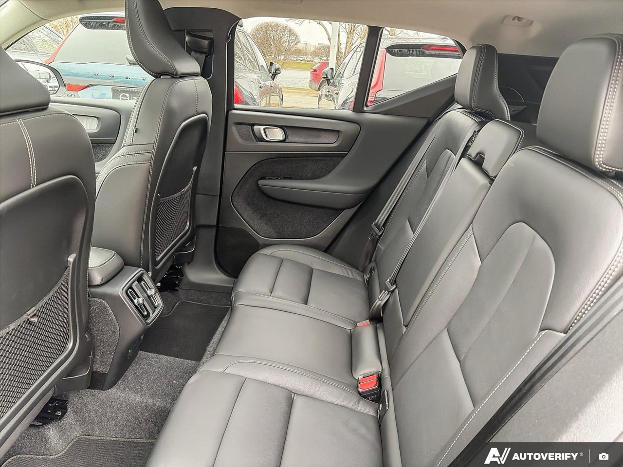 2025 Volvo XC40 Core Bright Theme-23