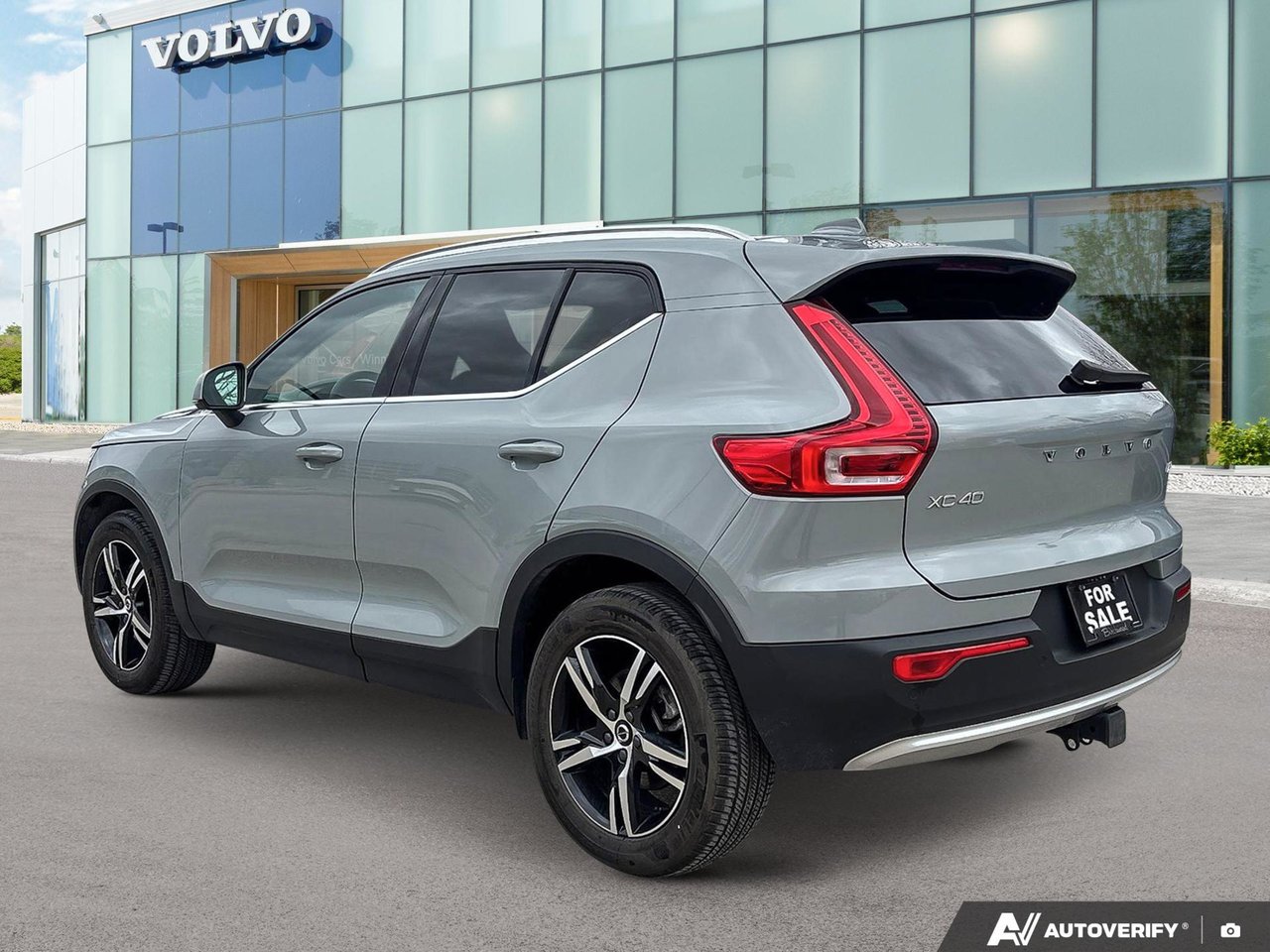 2025 Volvo XC40 Core Bright Theme-2