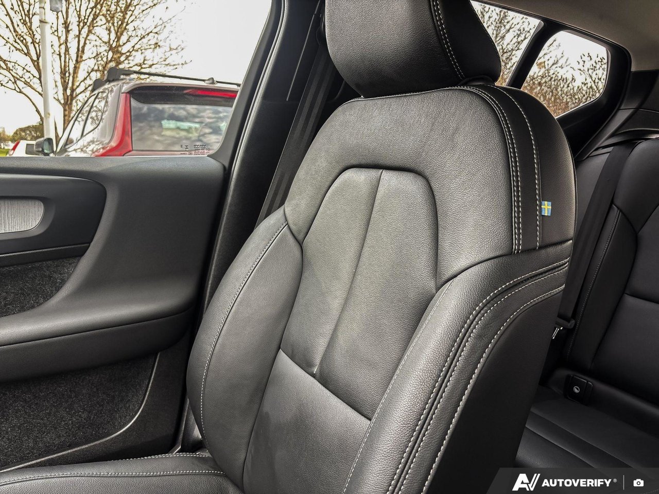 2025 Volvo XC40 Core Bright Theme-19