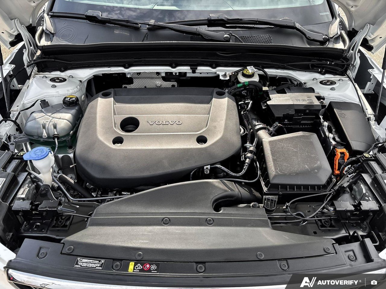 2025 Volvo XC40 Core Bright Theme-6