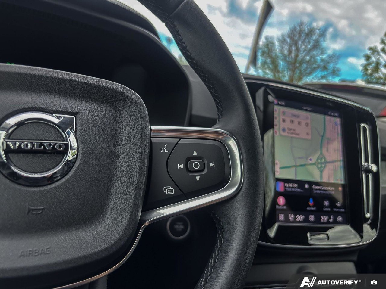 2025 Volvo XC40 Core Bright Theme-15