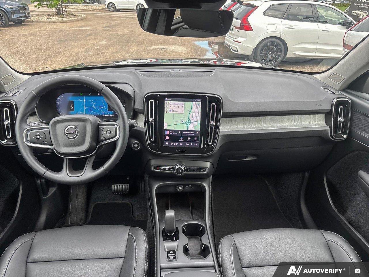 2025 Volvo XC40 Core Bright Theme-23