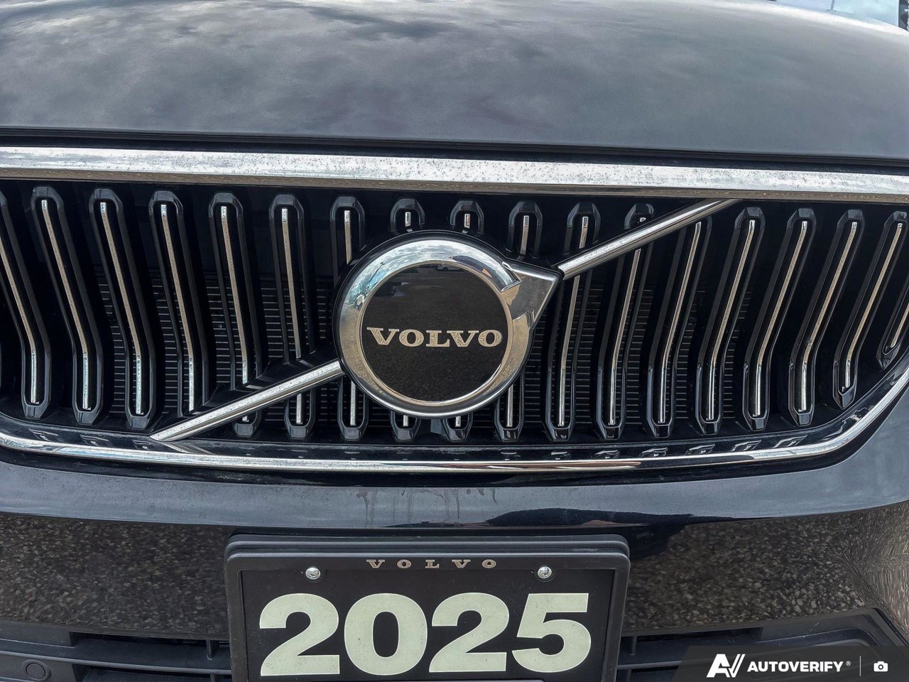 2025 Volvo XC40 Core Bright Theme-5
