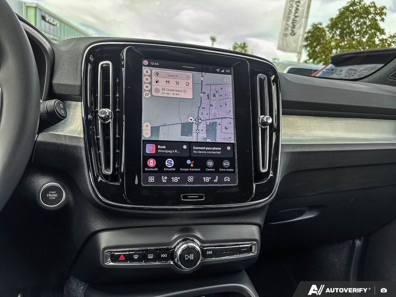 2026 Volvo XC40 Core Dark Theme-19