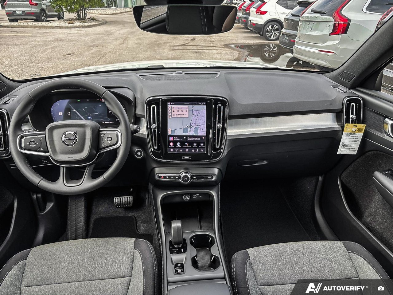 2026 Volvo XC40 Core Dark Theme-24