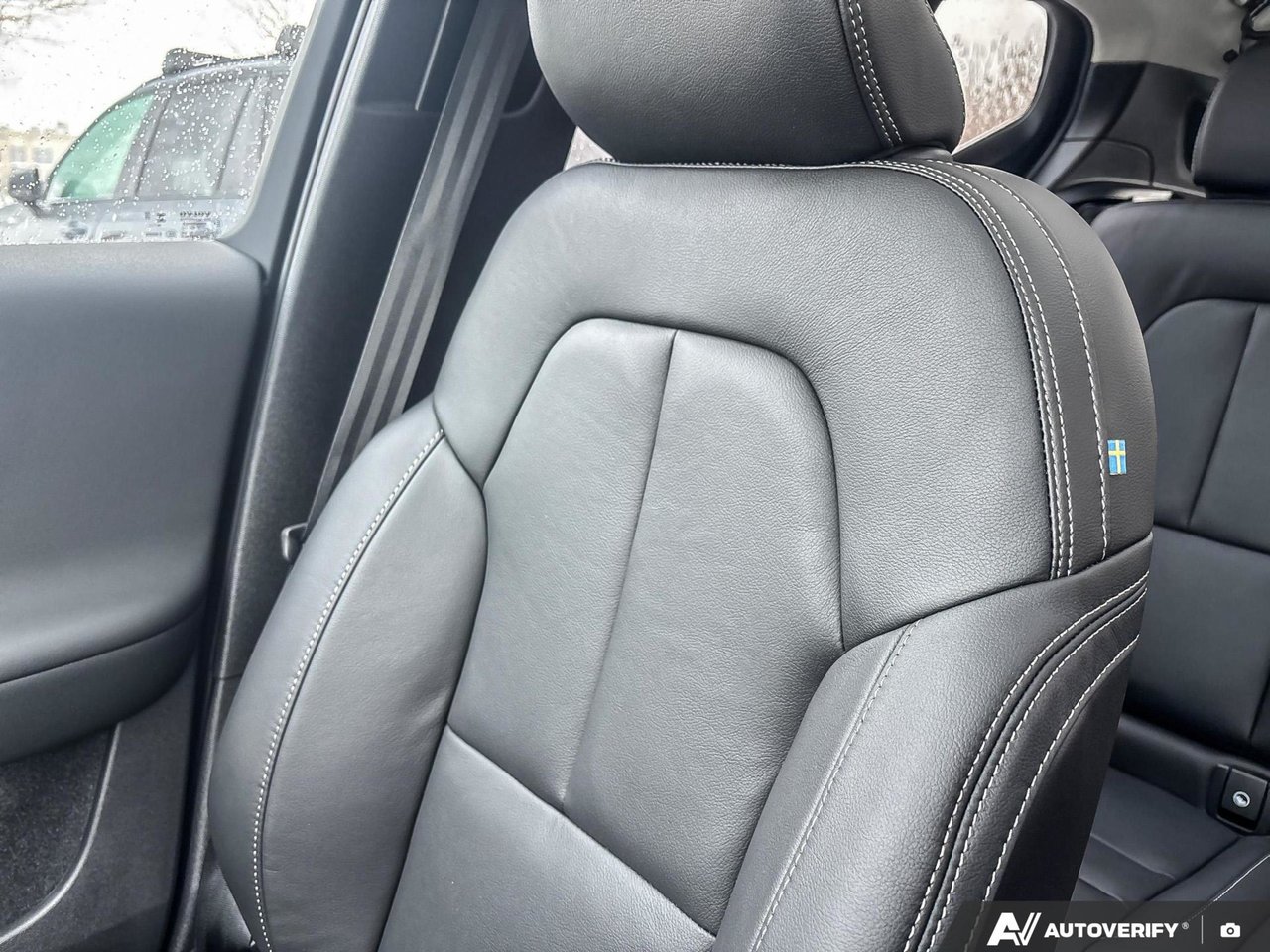 2026 Volvo XC40 Ultra Dark Theme-20