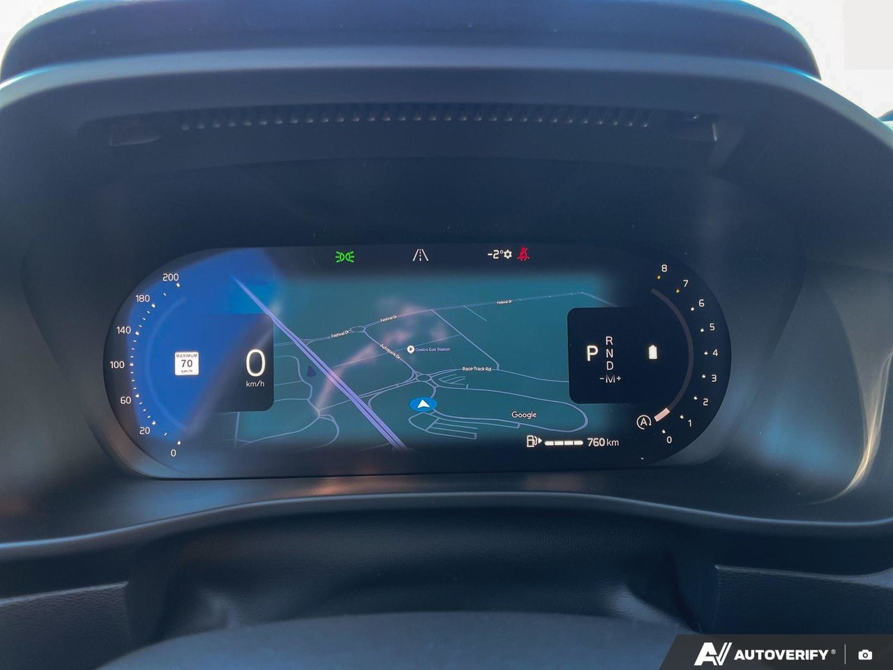 2026 Volvo XC40 Plus Dark Theme-15