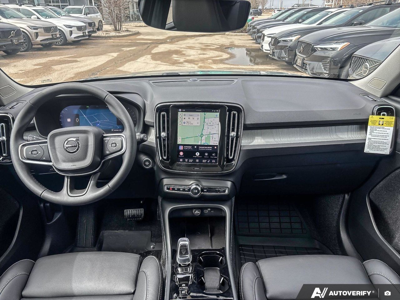 2026 Volvo XC40 Plus Dark Theme-23