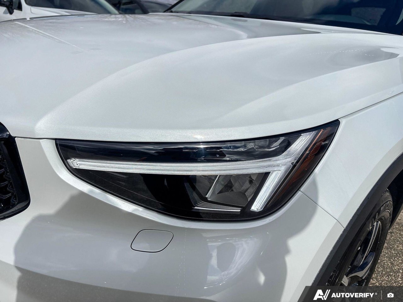 2026 Volvo XC40 Core Dark Theme-10